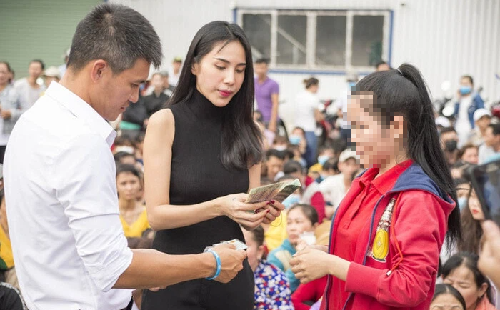 Chuyên gia tội phạm học Thủy Tiên muốn thoát khỏi lùm xùm từ thiện rất đơn giản