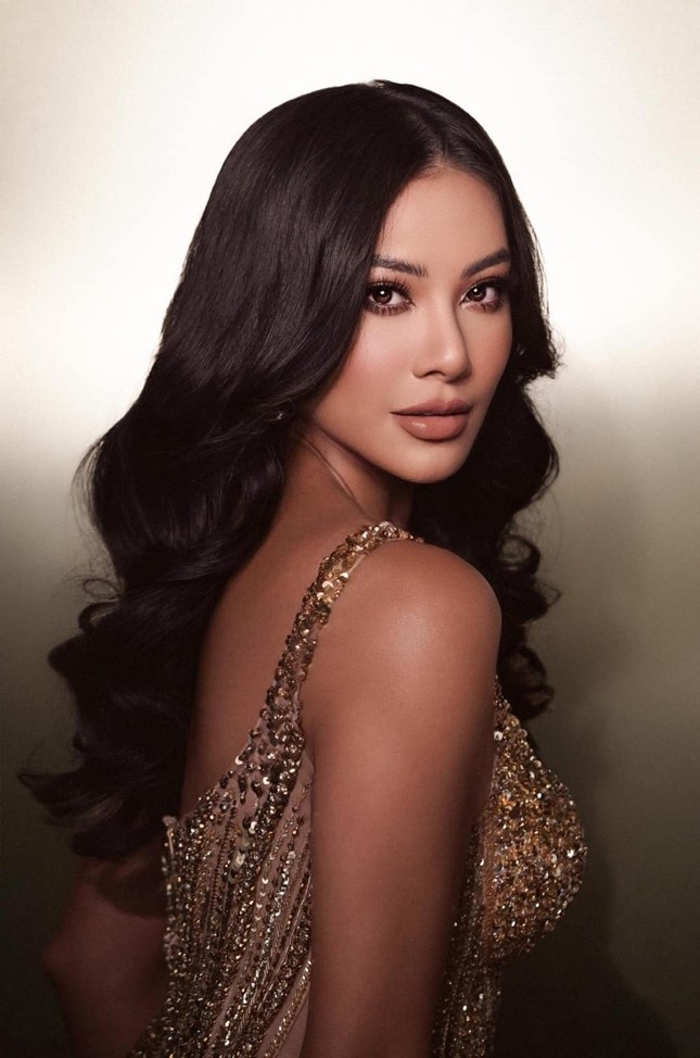 Nhan sắc người đẹp đại diện Việt Nam tham dự Hoa hậu Siêu quốc gia 2022