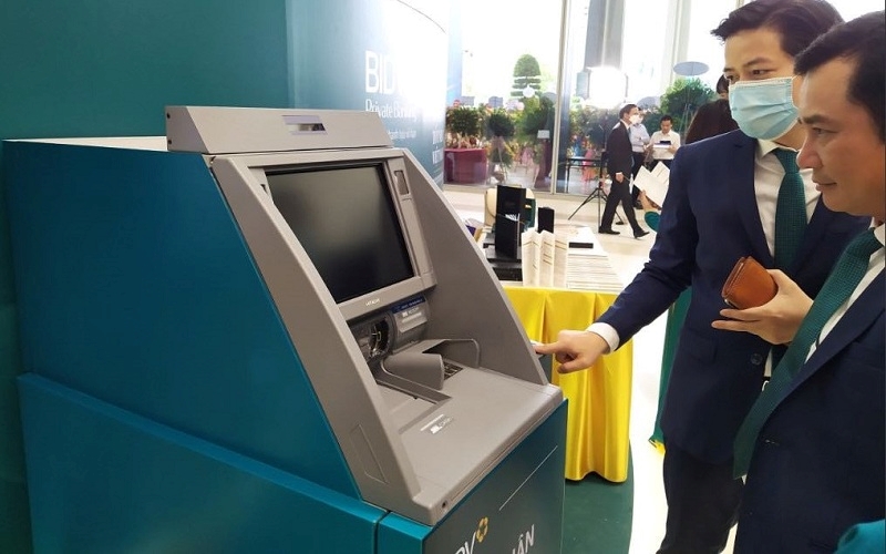Dùng căn cước công dân gắn chip để rút tiền tại ATM 6 - 8 giây với mỗi giao dịch