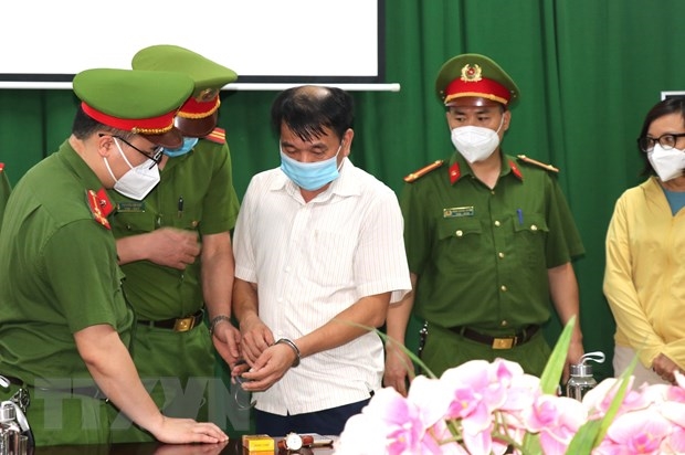 Nhận tiền của Công ty Việt Á, Giám đốc và hai cán bộ CDC Hà Giang bị bắt